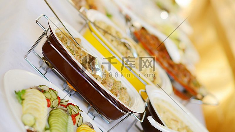食品代加工，起订量可定制，如何选择合适的服务？**
